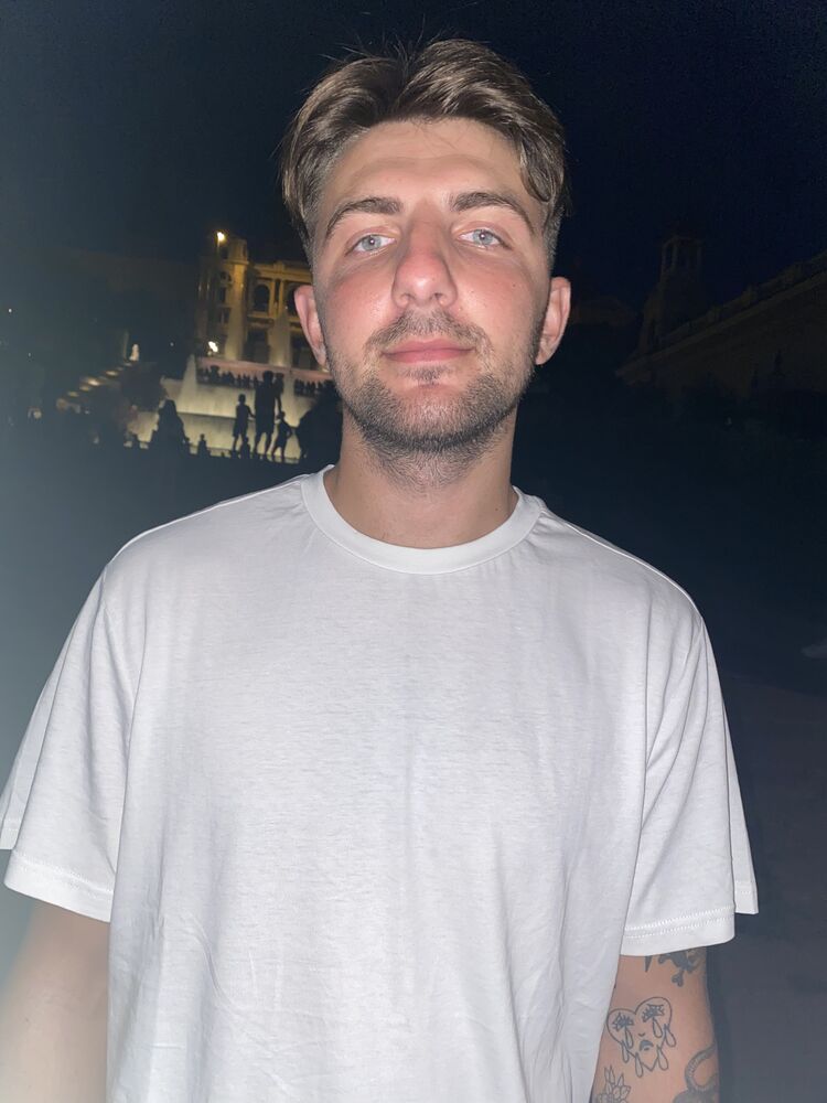  29438375  Siarhei, 30 ,    Barcelona