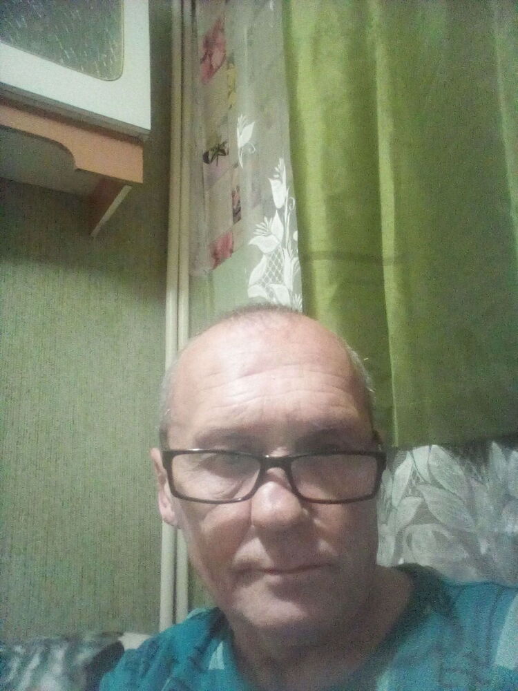  43225275  , 57 ,    