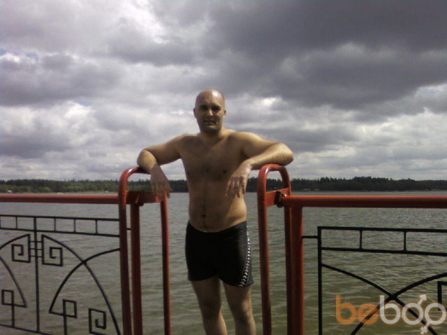  ,   Woew, 42 ,  