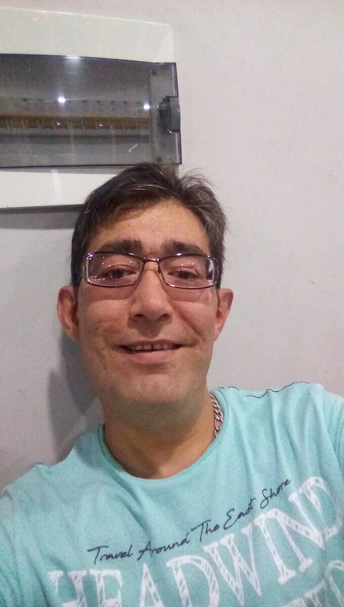  22086895  , 42 ,    