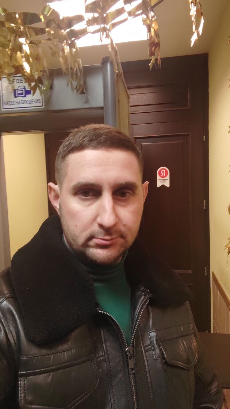  40489825  , 36 ,    