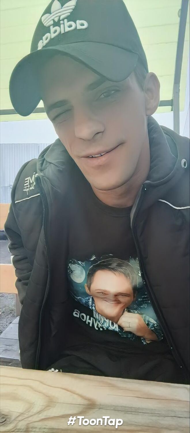  53742565  Aleksei, 31 ,    