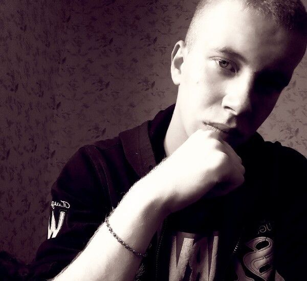 33355005  Pavel, 22 ,    