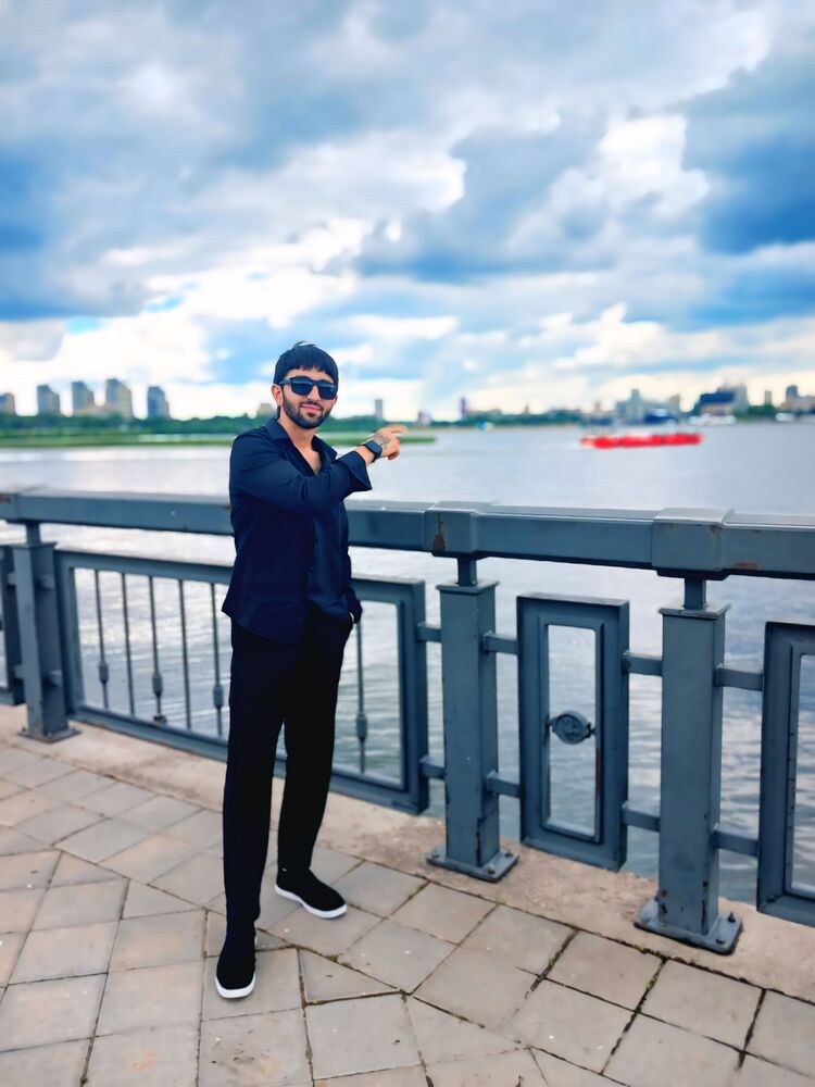  54044975  Murad, 24 ,    