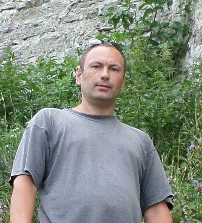  11563325  Oleksandr, 40 ,    