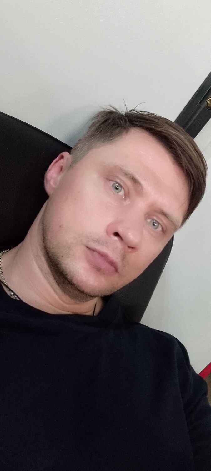  54640565  Lex, 40 ,    -