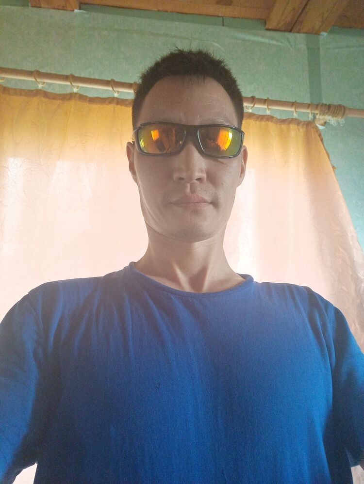  46898275  Anton, 39 ,    -