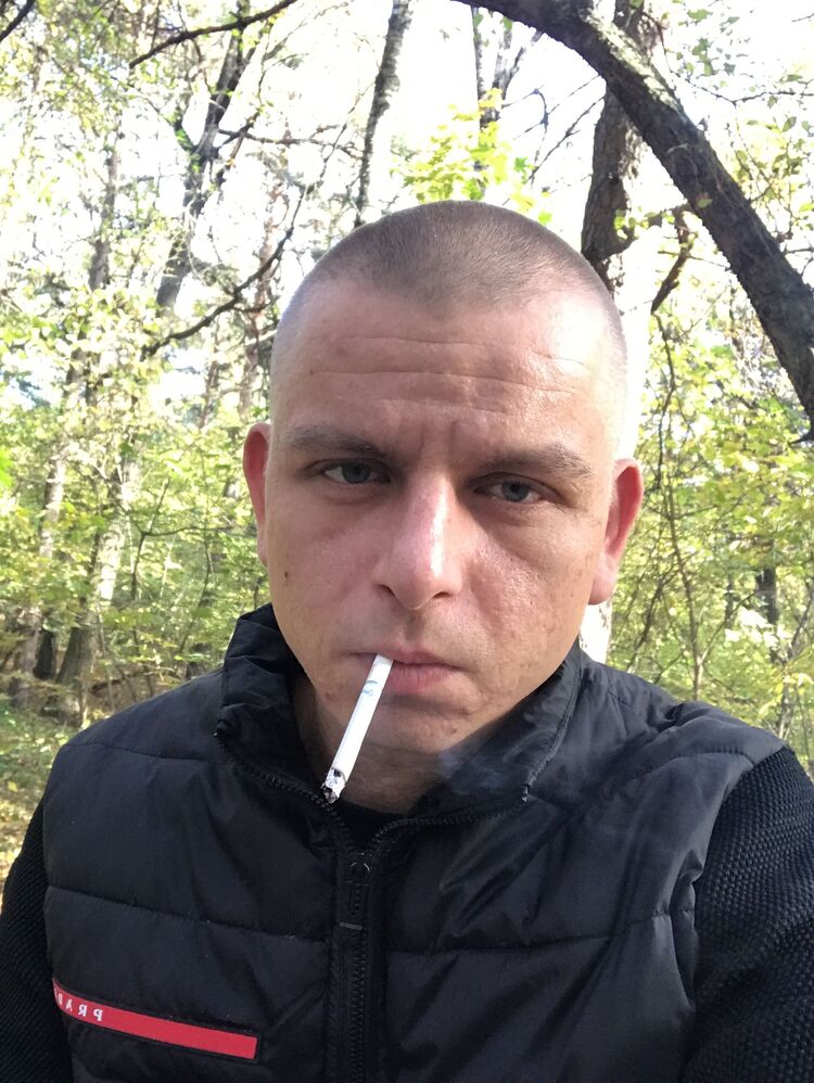  29882715  , 34 ,    
