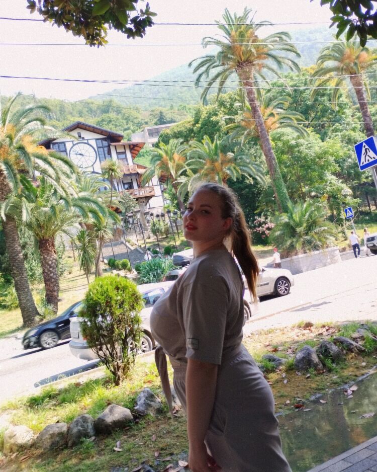  -,   , 21 ,     , c 