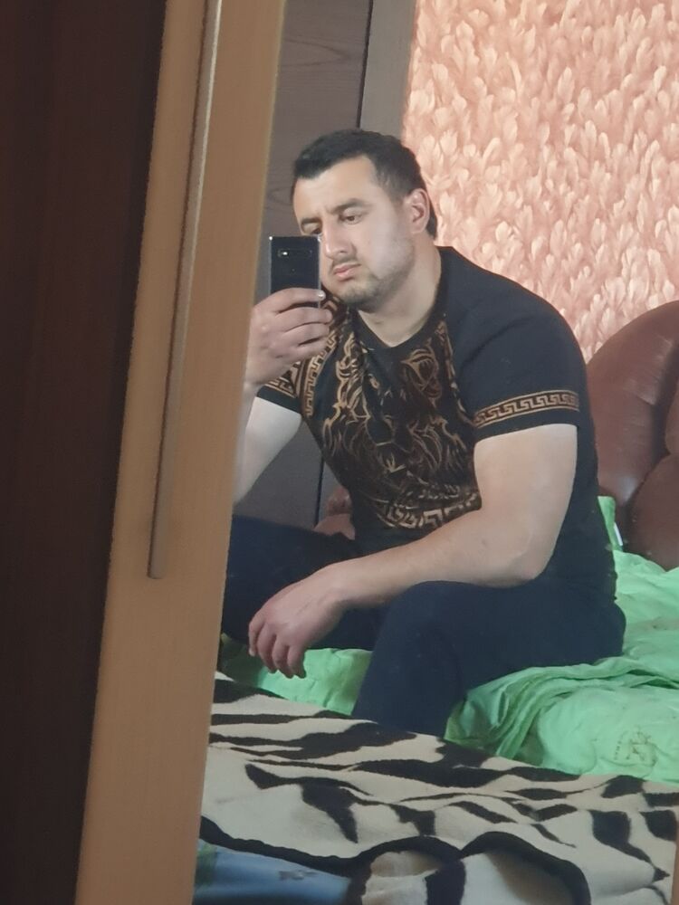  48677985  , 36 ,    