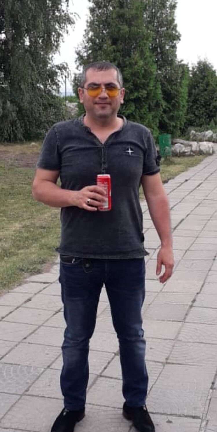  52705855  Alixan, 38 ,    