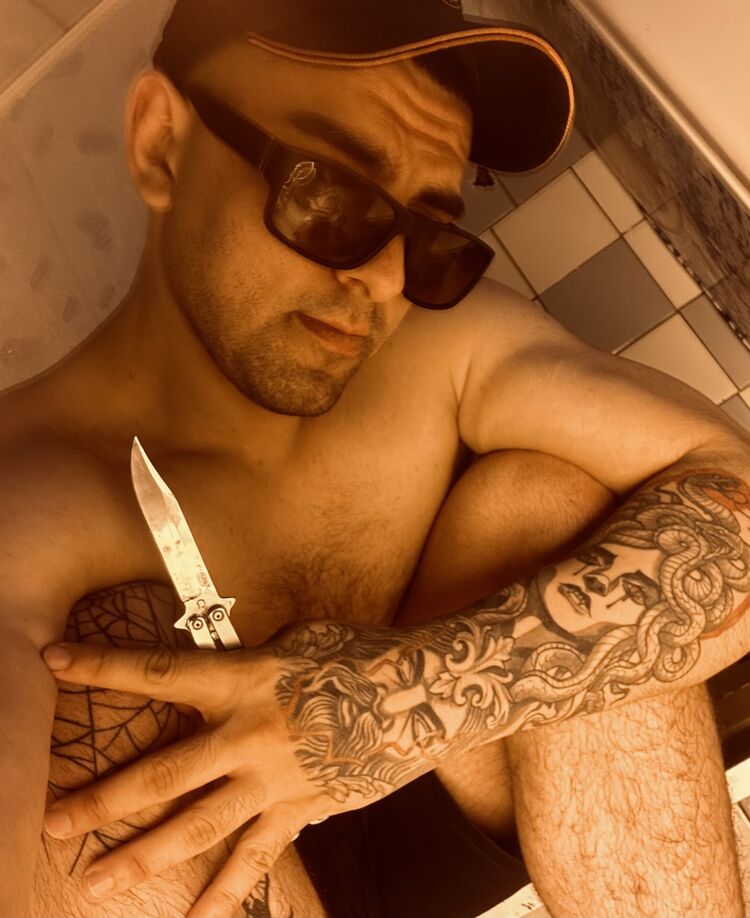  44648745  , 25 ,    --