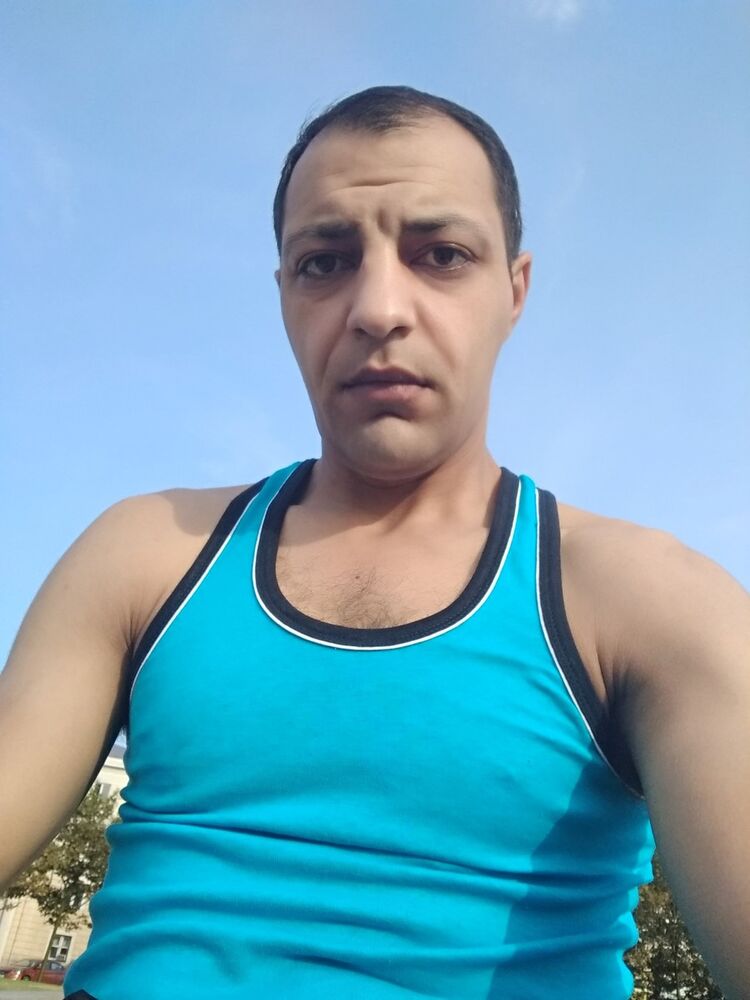  ,   Narek, 39 ,   ,   , c , 