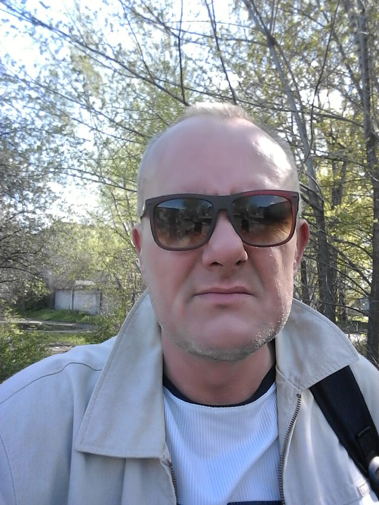  34251225  Evgenij, 46 ,    