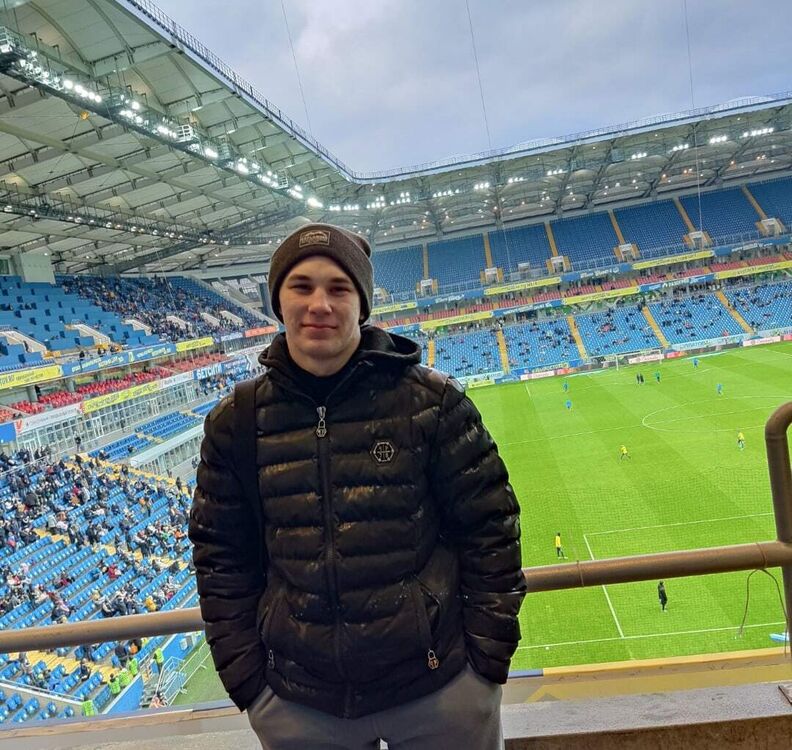  30814355  , 22 ,    -