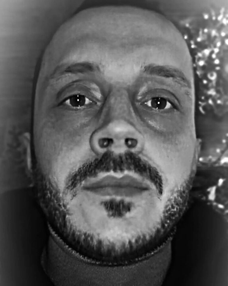 ���� 40209205 ������� �����, 34 ����, ���� ���������� � �������