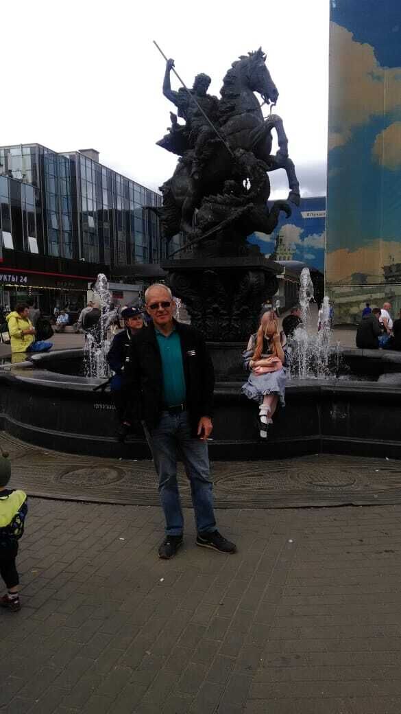  ,   Andrey, 56 ,   c 