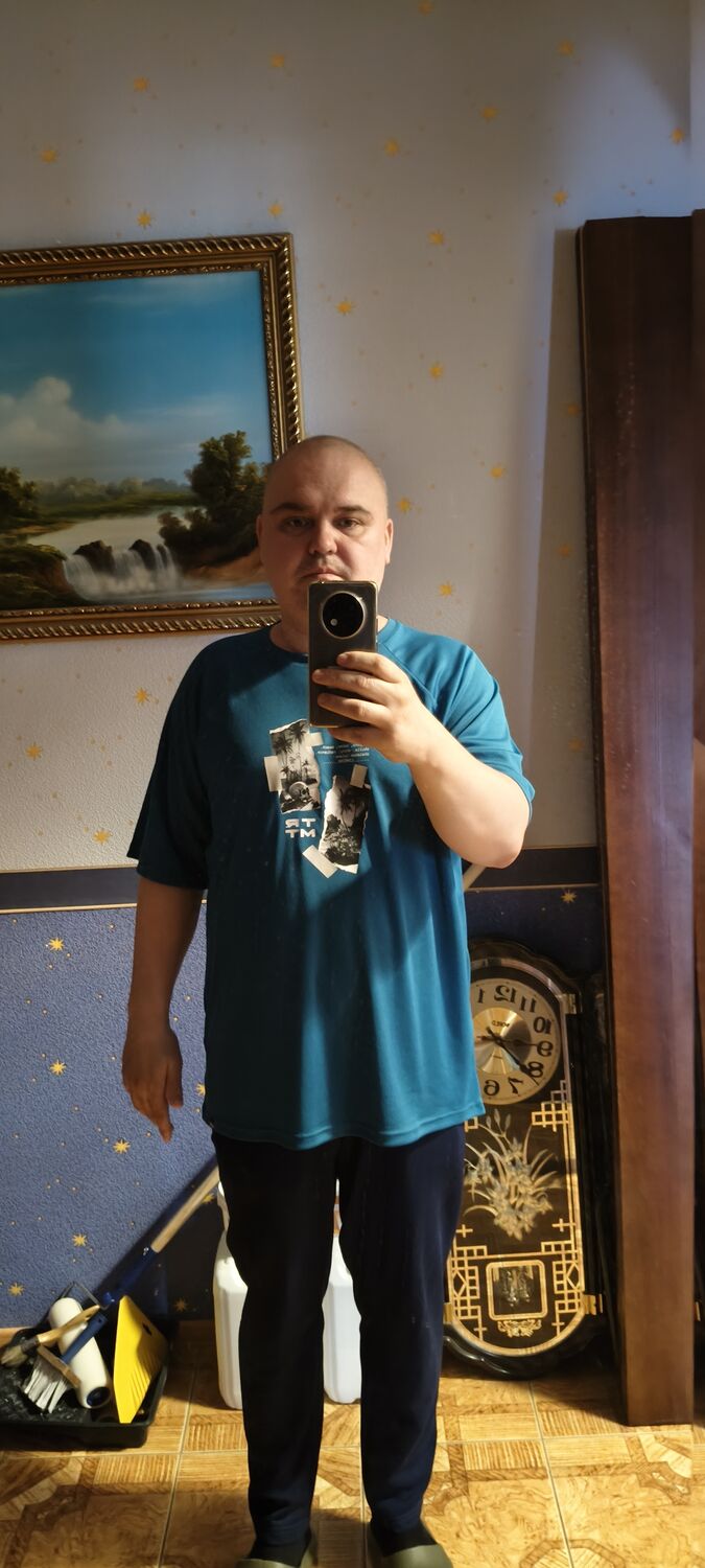  ,   Igor, 39 ,   ,   