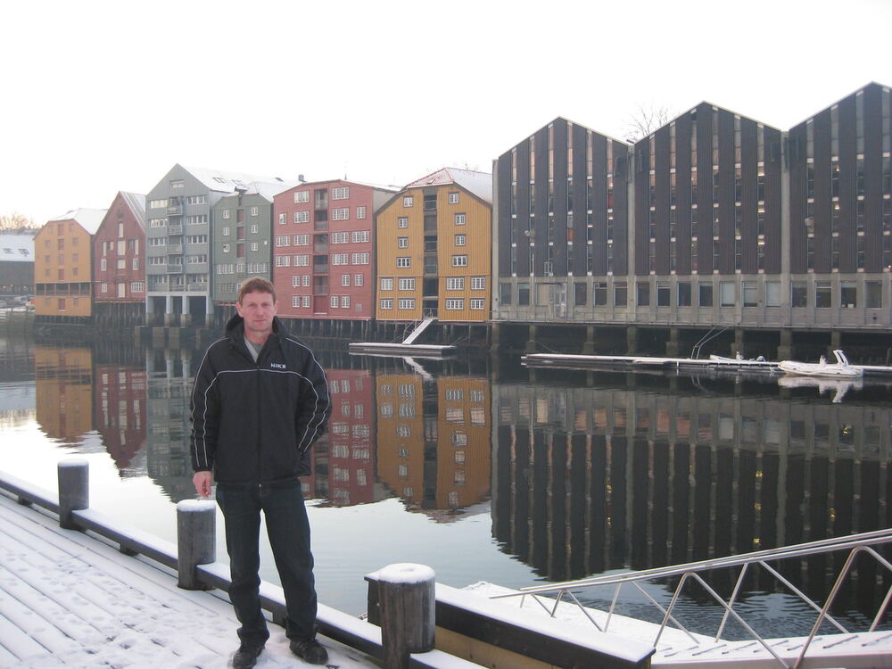  ,   VIKTOR, 52 ,   ,   , c 