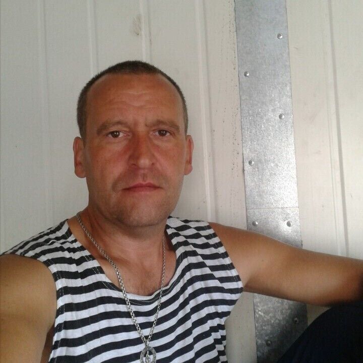 43885915  , 52 ,    