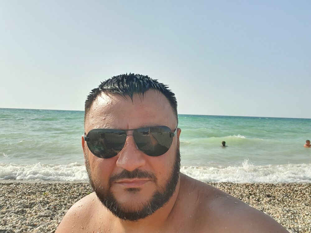  35779585  , 41 ,    