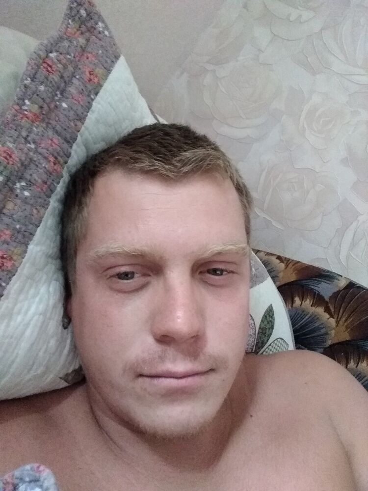  20551605  Alexander, 32 ,    