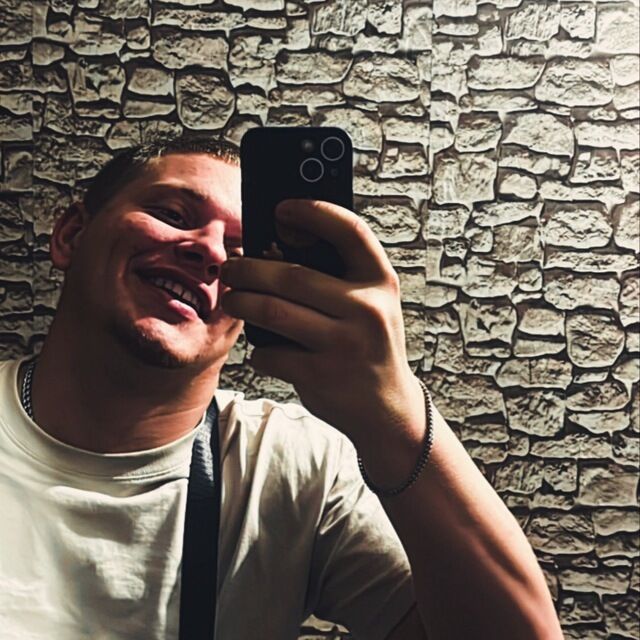  47084935  , 22 ,    