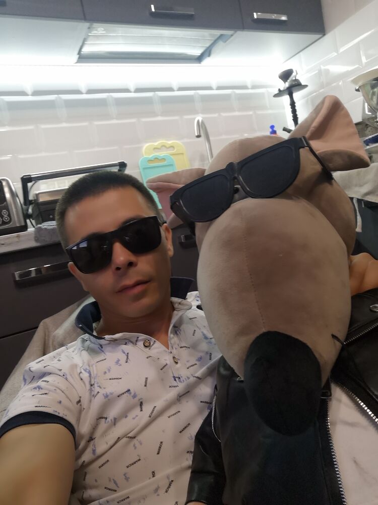  32036585  , 30 ,    