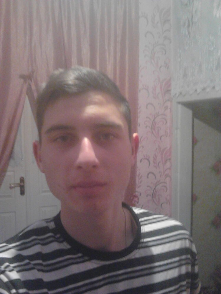  6875995  Andrei, 29 ,    