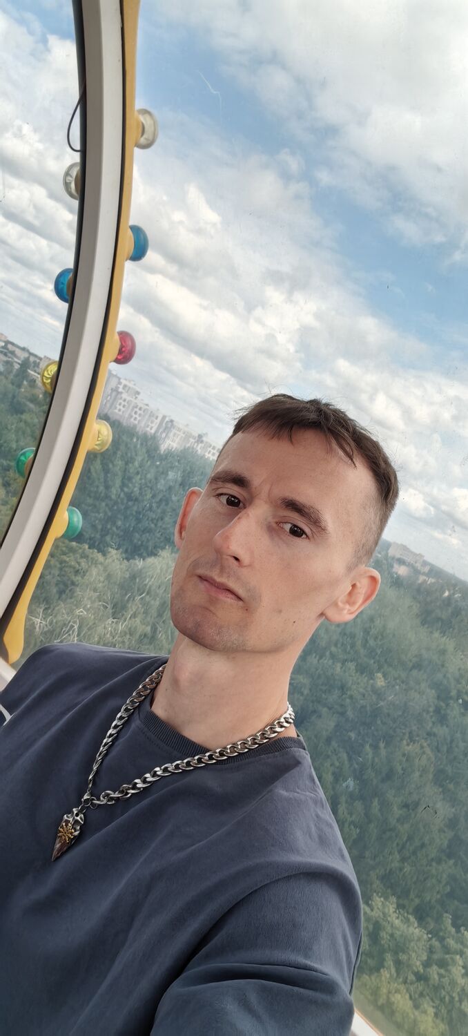  53258805  , 33 ,    