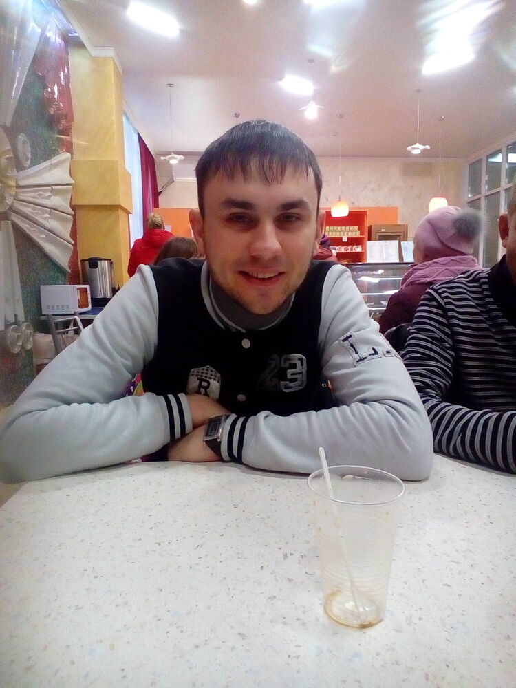  12316425  Stefan, 39 ,    