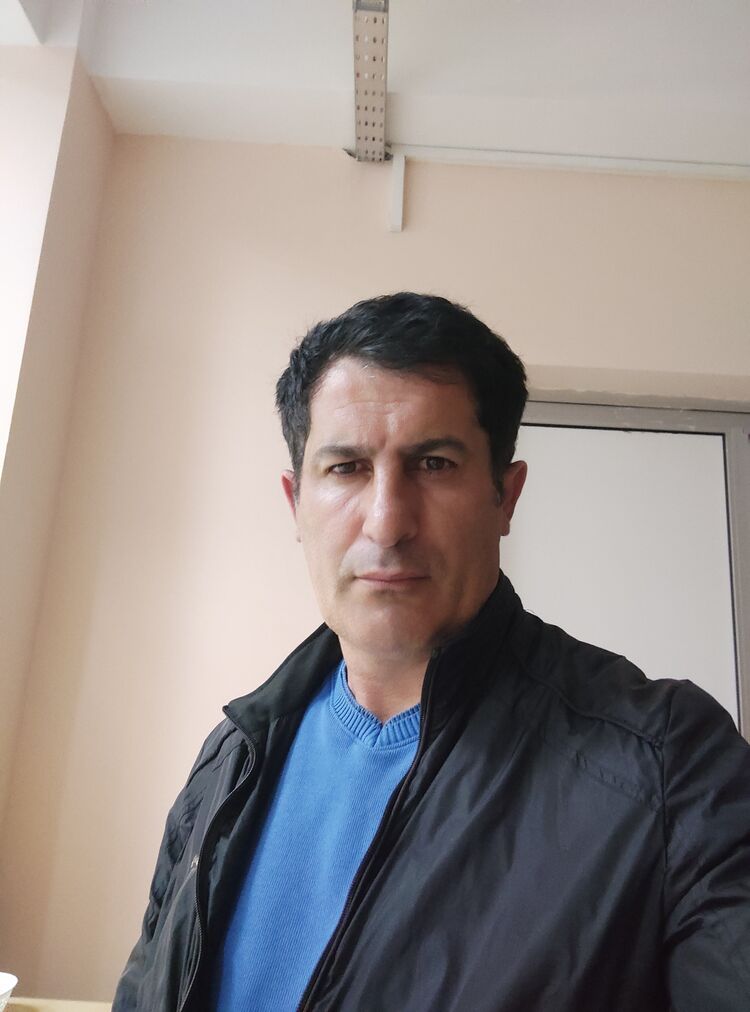  ,   Raul, 40 ,   ,   , 