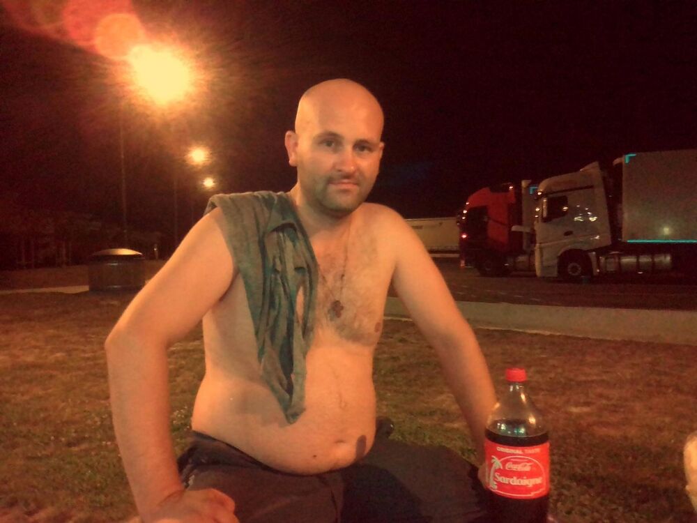  11941175  Kolea, 40 ,    