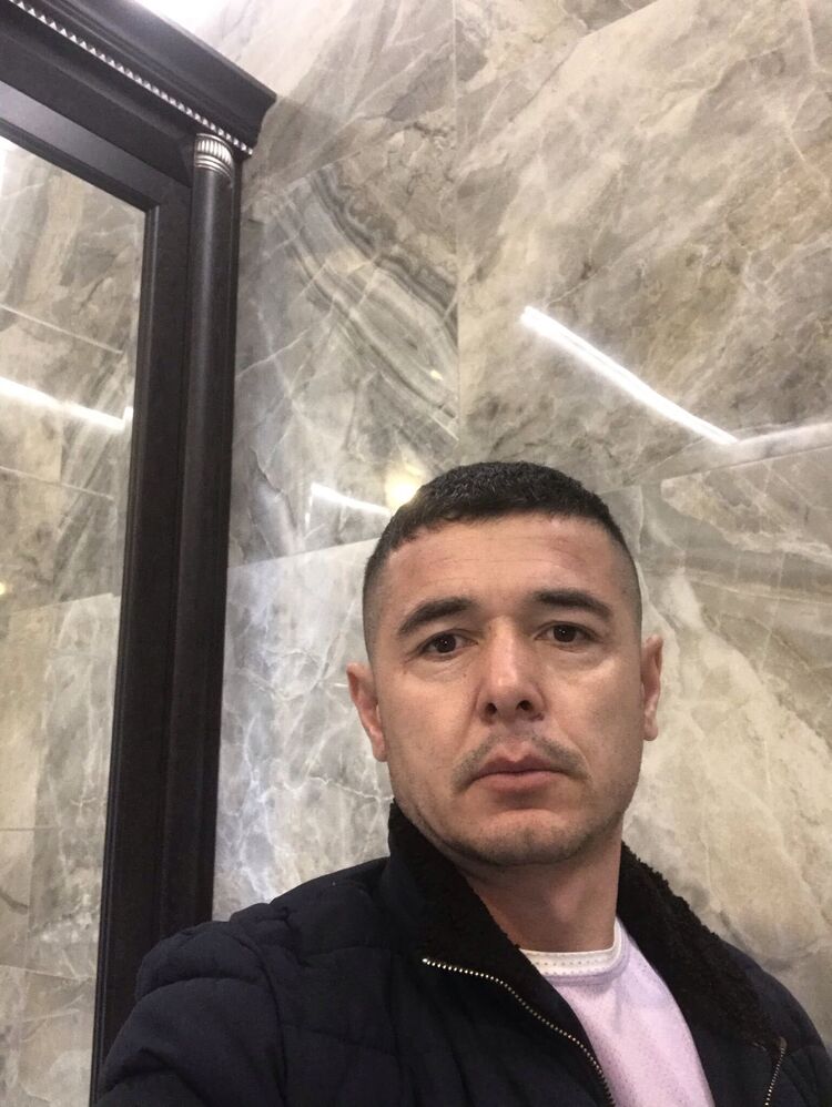  52829305  , 38 ,    
