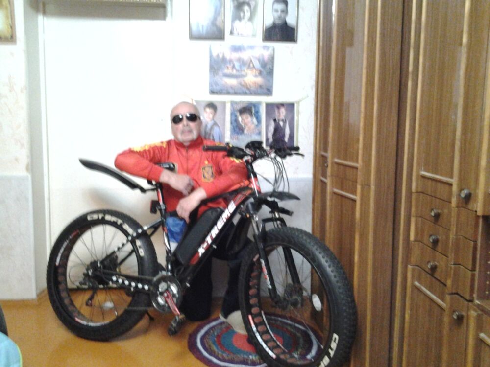  35624115  VADIM, 64 ,    -