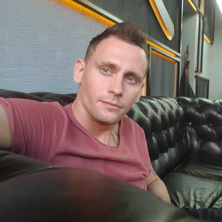  21231865  DenIs, 35 ,    