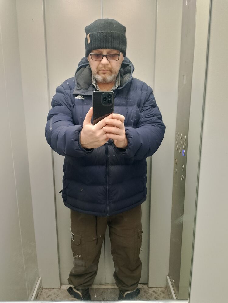 40503455  , 41 ,    