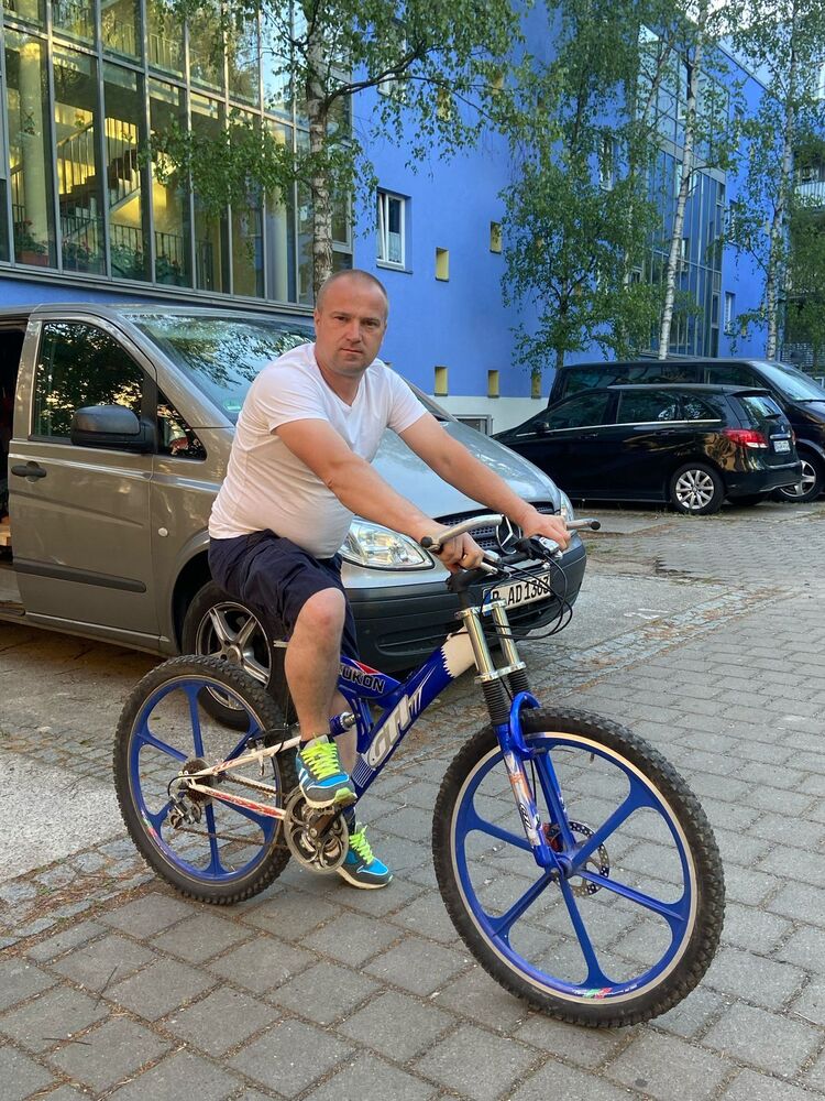  ,     , 41 ,   ,   