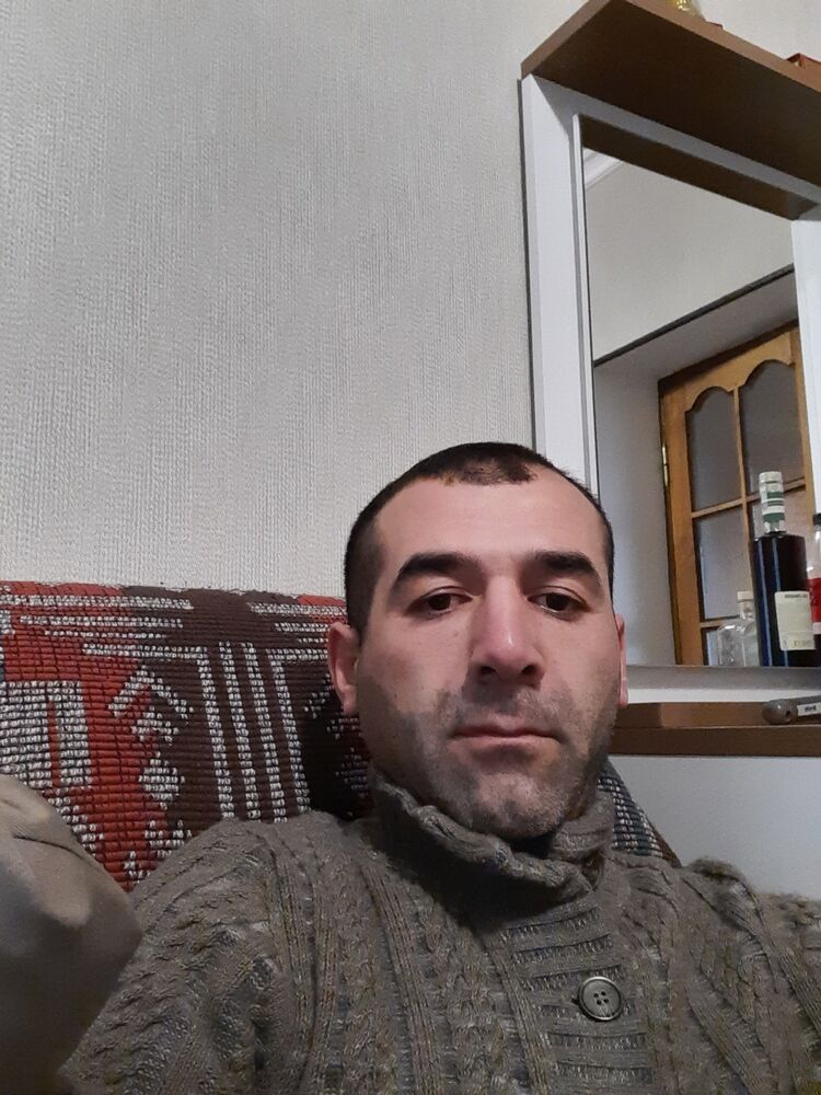 40345935  , 39 ,    