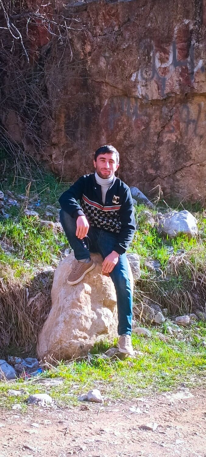  ,   Sam, 28 ,   ,   