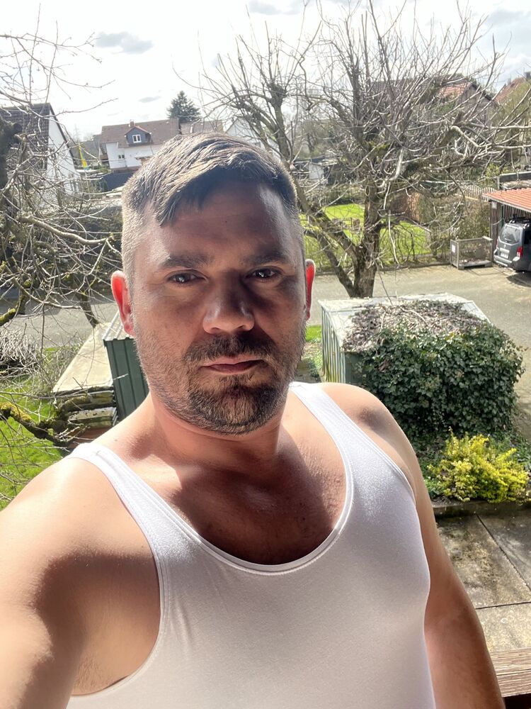  45861665  Stanislav, 36 ,    Homberg