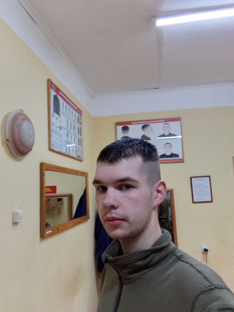  40126815  , 22 ,    -