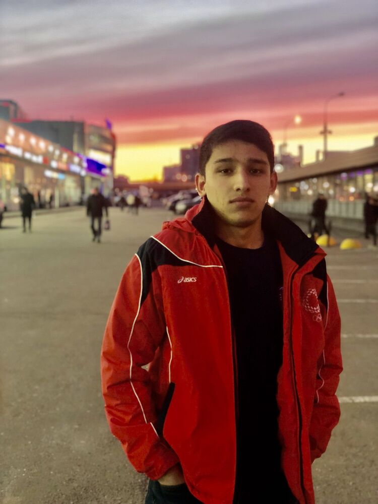  ,   Firdavs, 21 ,   ,   