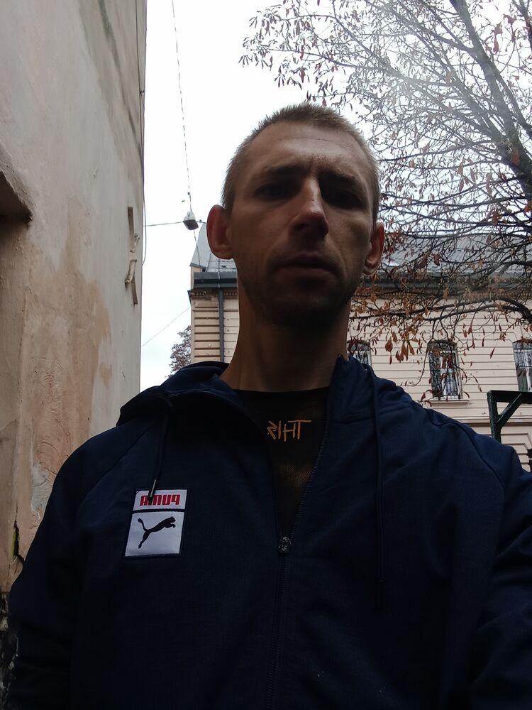  46716775  , 40 ,    