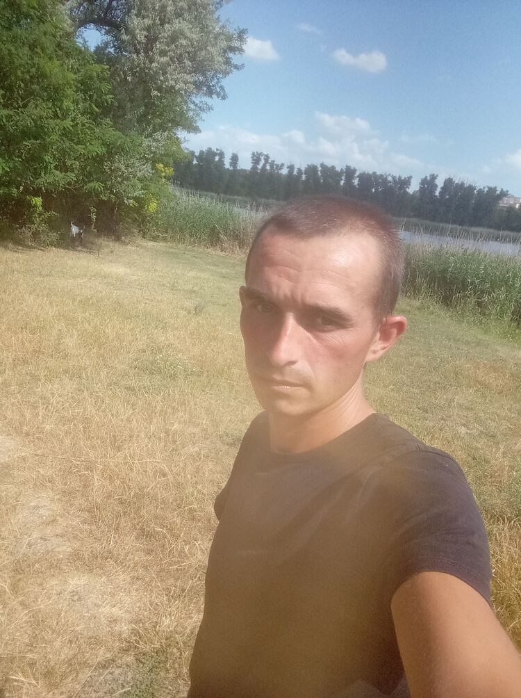  44773825  , 32 ,    