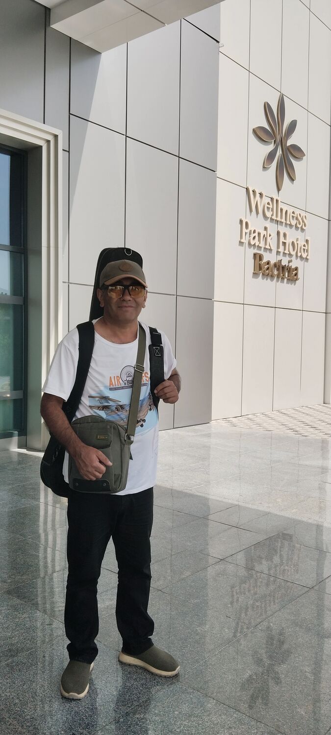  53584485  SOUND MAN, 49 ,    