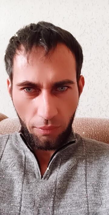  52951695  , 38 ,    
