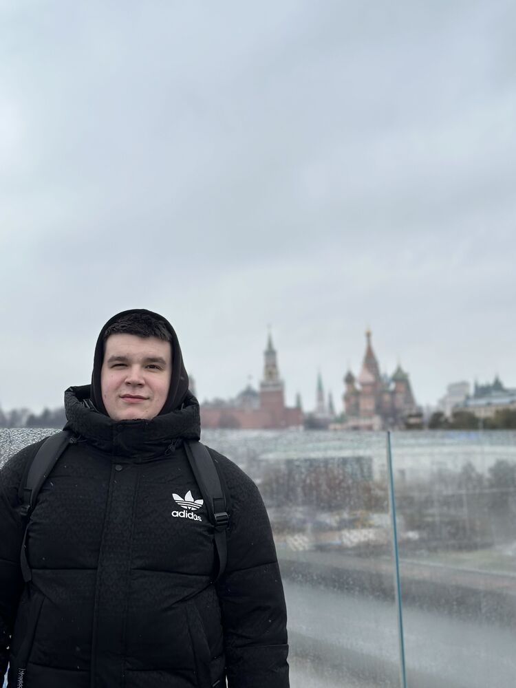  45039495  , 19 ,    -