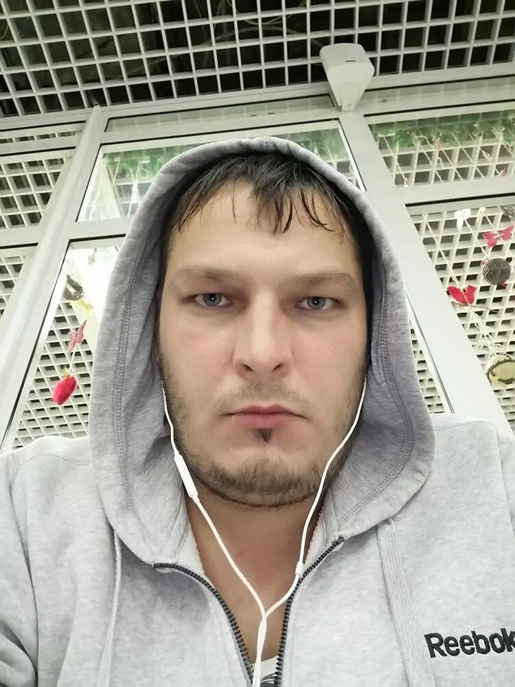  32728185  Sergey, 35 ,    