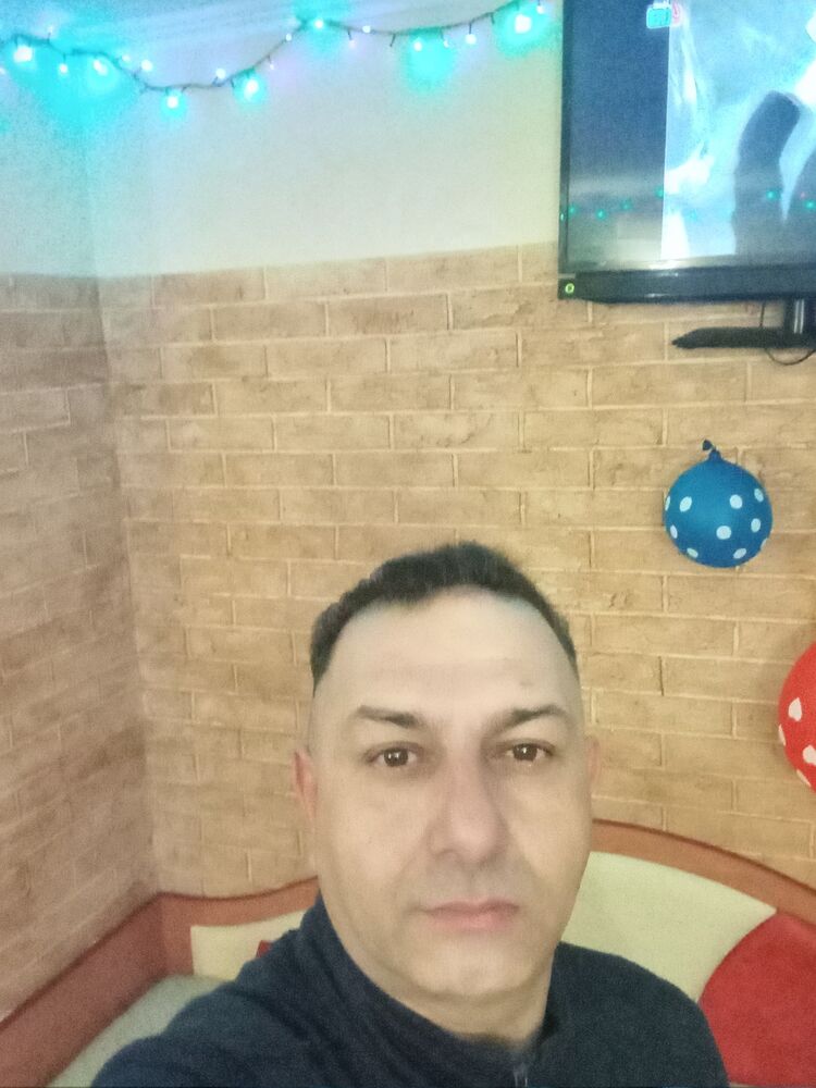  40267745  , 44 ,    